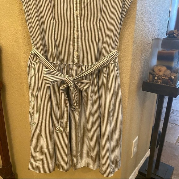 NORMAKAMALI Women Gray White Striped Buttoned Tie Waist Dress Size Large - Picture 3 of 9